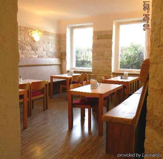 Hotel Pension Dahlem เบอร์ลิน ร้านอาหาร รูปภาพ